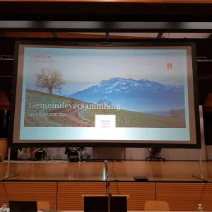 Leinwand mit Rückprojektion 4.25 x 2.4 m, Gemeindeversammlung Hohenrain LU 2019-2023